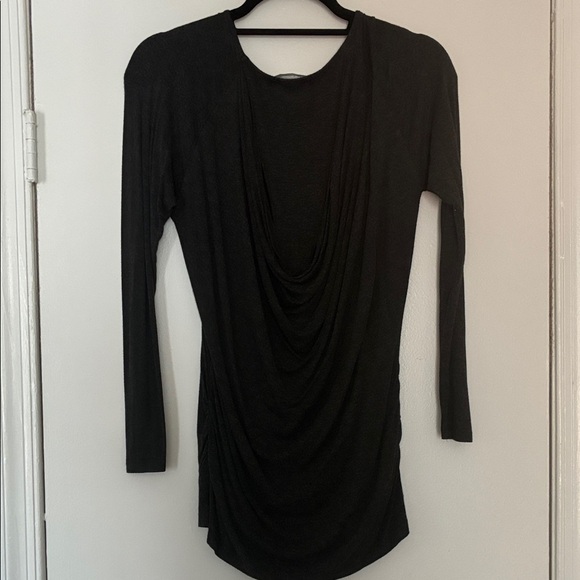 Design History Charcoal Long Sleeve Tee - Picture 3 of 4